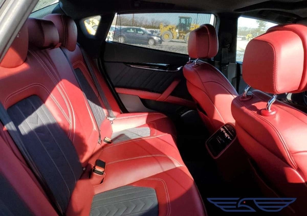 Maserati Quattroporte cena 89470 przebieg: 77499, rok produkcji 2018 z Reszel małe 56